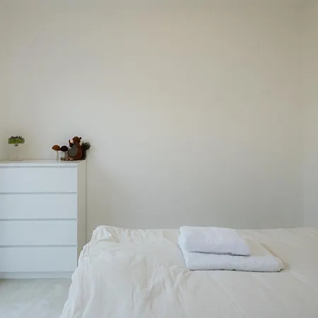 Moj Hillside Apartment