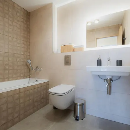 Apartment Moj Hillside